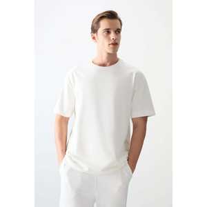 Camiseta de Hombre 100% Algodón, Gruesa y Suave, Corte Holgado, Color Blanco Hueso, Estilo Jersey Básico 88353 - Product Image 3