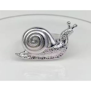 Diseño clásico, Mesa para el hogar, soportes decorativos para pañuelos, servilletero de Metal plateado de la más alta calidad, Juego de 4 servilleteros de Metal de caracol - Product Image 6