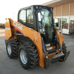 Chargeuse sur pneus CASE SR210B, 4 tonnes, diesel, jaune, équipement de construction - Product Image 3