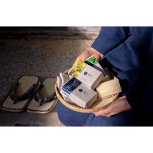 Jabón Corporal Natural de Yuzu - 1 Barra, 85g, Prensado en Frío - Product Image 5