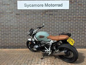 Motocicletas deportivas BMW R nineT Pure usadas en buen estado a la venta - Product Image 2