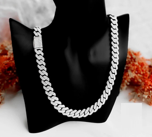 สร้อยคอโซ่เพชรโมอิสคิวบาสำหรับทุกเพศการออกแบบโซ่เย็นที่หรูหราจัดแสดงงานฝีมือสุดหรูและแฟชั่นในเมืองที่โดดเด่น - Product Image 3