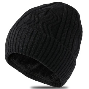Precio bajo Beanie Caps Mejor venta Precio barato Diseño superior Diseño personalizado Alta calidad disponible Hebilla de metal Venta al por mayor Beanie Cap - Product Image 1