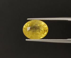 พลอยสปิเนลธรรมชาติคุณภาพสูงทรงคุชชั่น สำหรับเสริมโชคลาภ ความเจริญรุ่งเรือง และความสงบของจิตใจ มีจำหน่ายในราคาพิเศษจากอินเดีย - Product Image 3