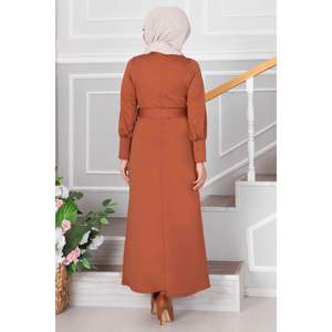 Tuile de robe hijab ceinturée Suzanne - Product Image 5