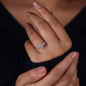 Anillo de Diamante Blanco Cultivado en Laboratorio con Certificación EFVS de 3CT, Corte Pavé, para Compromiso, Boda o Aniversario, Diamantes Sueltos de Lujo - Product Image 4