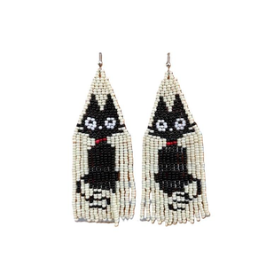 Boucles d'oreilles à thème Halloween en perles de rocaille, design personnalisé, broderie en perles de rocaille, boucles d'oreilles à thème Halloween - Product Image 1