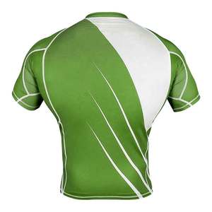เสื้อแรชการ์ดแขนสั้นสำหรับผู้ชายแบบสั่งทำพิเศษในราคาขายส่ง - Product Image 2