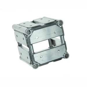 เหล็ก A20 ทรงลูกบาศก์ 5 ด้าน 20x20x20 ซม- 5 กก - Product Image 1