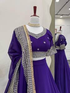 Wholesale Heavy Embroidered Bridal Lehenga Choli Set for Parties Includes <b>Flared</b> <b>Skirt</b> Fitted Blouse Dupatta Summer Celebrations - Product Image 5