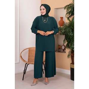 Hijab à motif confortable plissé émeraude ensemble 2 pièces modeste - Product Image 2