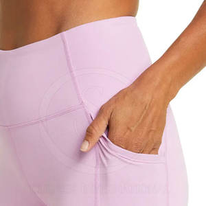 Leggings de yoga confortables pour femmes, fabriqués en usine, nouvelle collection, respirants, unis, taille haute, longueur genou, grandes tailles - Product Image 5