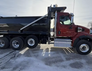 El mejor!! Camión Volquete Usado Western Star 47X 2023 2024 2025 Económico, Motor Detroit 525HP, Transmisión Automática - Product Image 4