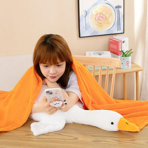 Selimut Pendingin Udara Kreatif Goose untuk Kantor, Sofa, Tidur Siang, Bantal 2-in-1, Bantal dan Selimut, Grosir Lintas Batas - Product Image 5