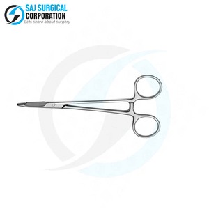 Porte-aiguille de qualité supérieure TC en acier allemand avec embouts en carbure de tungstène pour une prise antidérapante sur les aiguilles de qualité chirurgicale - Product Image 4