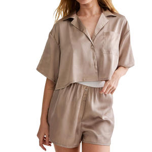 Pyjamas pour femmes à manches courtes de couleur unie vêtements de nuit d'été avec short 100% ensembles de pyjamas en coton ensembles boutonnés de haute qualité - Product Image 1