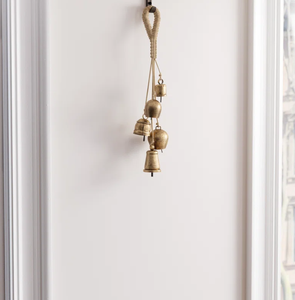 AK laiton fait à la main en métal cloches de Noël or fini antique ensemble de 5 cloches simples pour intérieur extérieur cloches suspendues de Noël - Product Image 4