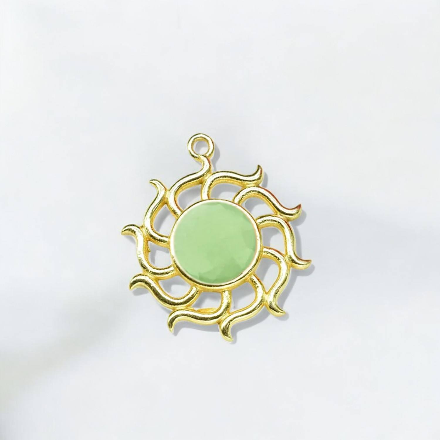 พลอยคาลซิโดนีสีเขียว