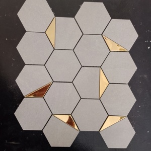 Shangar Shapes Matter Hexagone 73mm Mosaïque vitrifiée pour murs composés Élévations de bâtiment Applications extérieures - Product Image 1