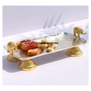 Plateau de service moderne à 3 étages en aluminium moulé, forme de fleur, couleur noire antique, pour servir des noix et des fruits - Product Image 2