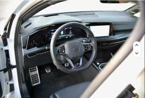 Volkswagen Golf R 2023 Usado en Excelentes Condiciones, Volante a la Izquierda/Derecha - Product Image 4