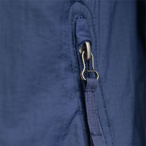 Cortavientos ligero informal para hombre: suave, transpirable y perfecto para el uso diario y las aventuras al aire libre - Product Image 5