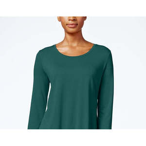 Top da donna JM Extra Large Collection con scollo rotondo in verde medio - Product Image 2