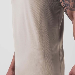 Débardeur de performance pour homme de haute qualité - Tissu respirant et anti-humidité pour un confort supérieur - Product Image 3