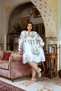 Robe midi en coton imprimé à la main à motifs floraux, manches bouffantes, robe bohème pour femmes - Product Image 3