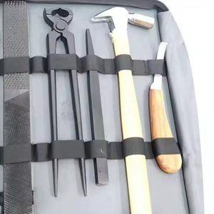 Horshi Kit d'outils de coupe de sabot de cheval et d'âne robuste de 9 pièces Ensemble d'outils de maréchal-ferrant pour produits de soin des chevaux - Product Image 3