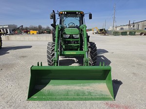 Tractor de Ruedas John Deere 6130R Usado, Motor Cummins de 140HP, en Venta - Product Image 2