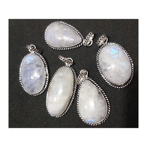 แฟชั่นขายดีเครื่องประดับพลอยมูนสโตนธรรมชาติสำหรับผู้หญิงเครื่องประดับ925เงินสเตอร์ลิงจี้มูนสโตนธรรมชาติ - Product Image 4