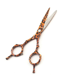 Tijeras de pelo para diestros de moda con mango negro Hoja de acero inoxidable con punta afilada para corte de pelo profesional - Product Image 3