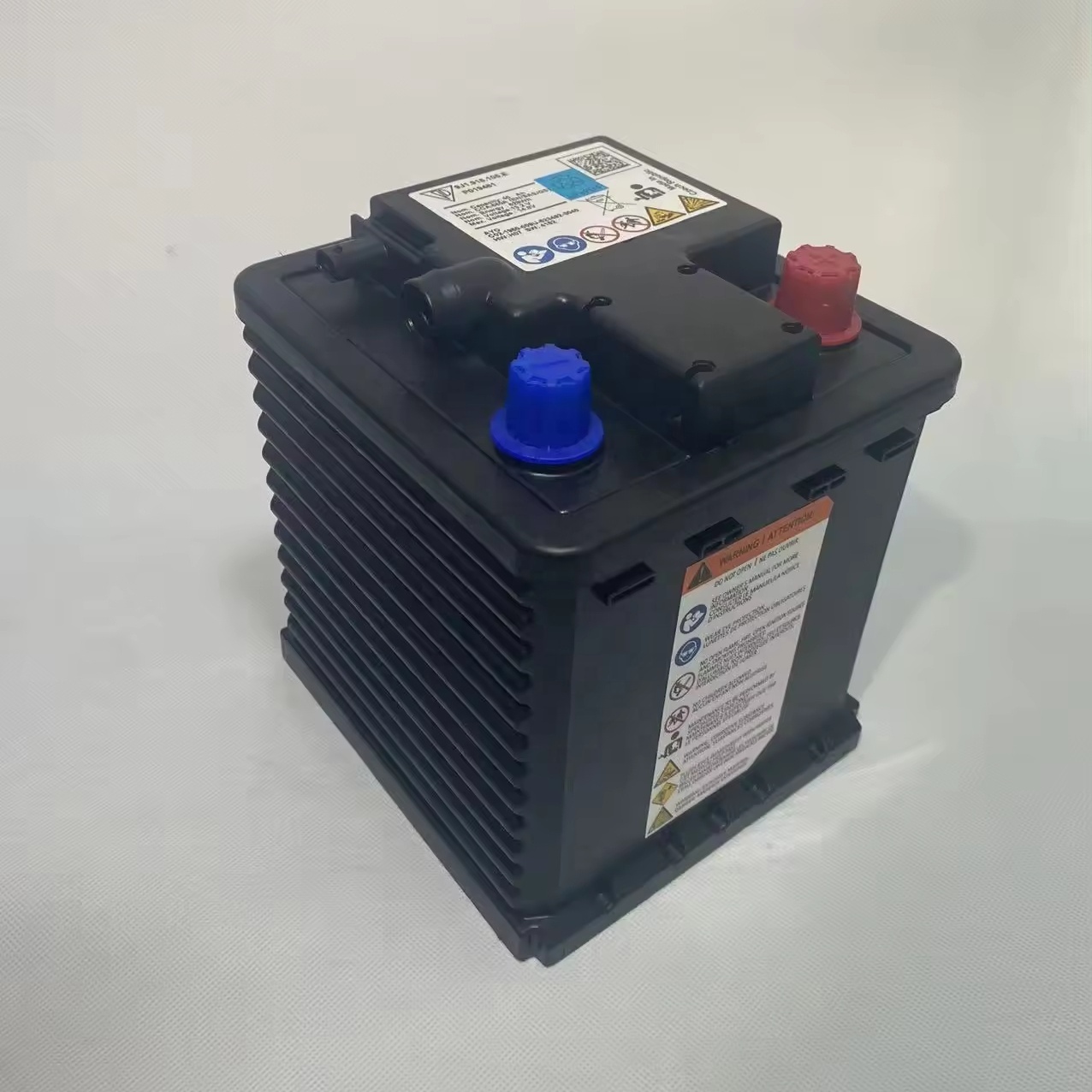 ポルシェ カイエン タイカン用 12V リチウムイオンバッテリー