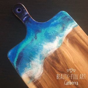 Planche à découper personnalisée en bois d'acacia et résine, ustensile de cuisine antidérapant, plateau de service à fromage, directement du fabricant - Product Image 2