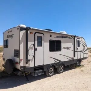 High Quality Luxury <strong>Off</strong>-<strong>Road</strong> Caravans Best Price Wholesale Motorhome Mobile House Travel Camping RV <strong>Camper</strong> <strong>Trailer</strong>