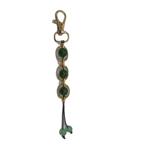 Super cristaux de pierre naturelle Jade vert pierres de guérison porte-clés personnalisé pierre précieuse brute cristal porte-clés guérison grossiste approvisionnement - Product Image 1