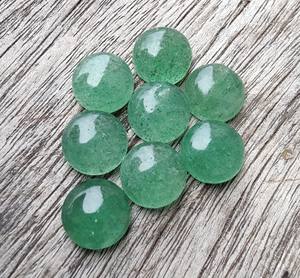 อัญมณีควอตซ์ทรงหลังแบนแบนทรงหลวมลายสตรอเบอร์รี่สีเขียวธรรมชาติได้รับการรับรองจาก IGI - Product Image 1