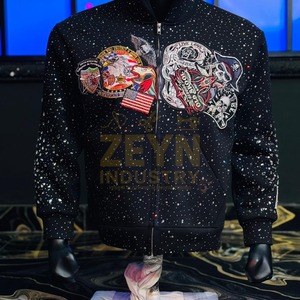 เสื้อฮู้ดพิมพ์ลายคริสตัลคุณภาพสูง พร้อมปักลายสำหรับผู้ชาย สไตล์สตรีทแวร์ ทรงโอเวอร์ไซส์ ซิปหน้า แต่งผ้าปะติด ล้างสีแบบแอซิดวอช - Product Image 3