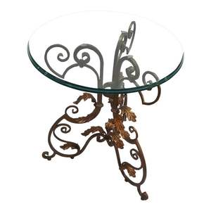 Table basse à base d'aluminium sculptée florale avec surface en verre transparent pour des espaces minimalistes traditionnels ou modernes confortables - Product Image 6