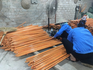 Premium-Feel Wooden <b>Broom</b> Stick Handle, Smooth Surface, Solid Strength, Competitive Price for Buyers - Product Image 5