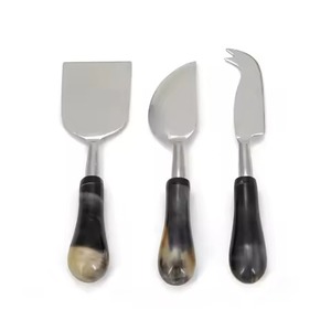Madera con mango afilado Acero inoxidable Plata Espejo Pulido Rebanador de queso y juego de cuchillos para el hogar Hecho a mano - Product Image 2
