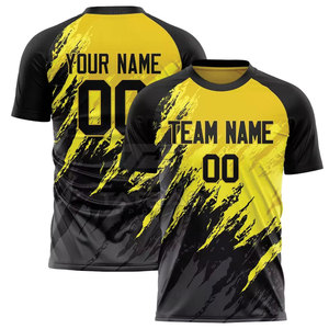 Maillot de football personnalisé imprimé, respirant, à séchage rapide, léger, 100% polyester, sublimation, pour homme adulte, fabriqué au Pakistan - Product Image 3
