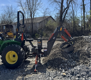 Tracteur à roues T-I-T-A-N ATTACHMENTS LW71 2025 avec pompe à engrenages moteur - Product Image 1