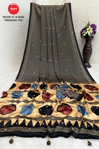 Élégant drapé léger et lisse en satin modal imprimé Ajrak Gaji avec de riches saris traditionnels pour une occasion spéciale - Product Image 4