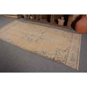 พรมขนสัตว์ตุรกีสีเบจ4 x 8.5ft วินเทจทำด้วยมือสไตล์คลาสสิกทาบริซที่มีการออกแบบการเย็บปะติดปะต่อกันสำหรับห้องนั่งเล่นวัยรุ่นหรือห้องนอน - Product Image 3