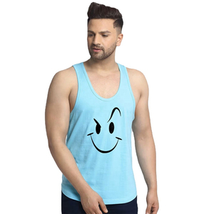 Débardeur graphique Smiley pour homme – Imprimé visage de dessin animé accrocheur – Débardeur bleu clair à dos nageur pour la gym et le streetwear - Product Image 2