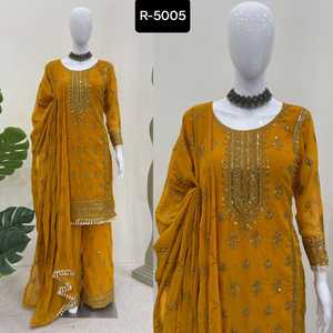 Nouveau Design Shalwar Kameez Robe Brodée Style Pakistanais Prêt à Porter Salwar Kameez Dupatta avec Bordure en Dentelle Brodée - Product Image 3