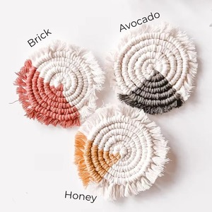 Camino de mesa de macramé hecho a mano, acento decorativo bohemio y elegante para mesa de comedor, sala de estar, mesa de centro e Interior del hogar - Product Image 3