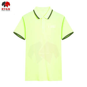 Polo tendance pour homme avec un look moderne, un tissu doux et une finition de surface soignée - Product Image 4